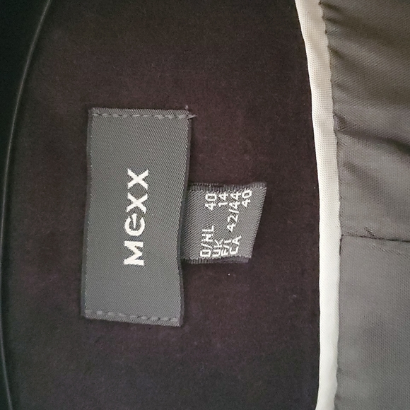 Mexx Velvet Blazer Size 40- US 8 - Picture 2 of 6